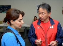 Müxtəlif ölkələrin nümayəndə heyətləri Bakıda batut gimnastikası üzrə Dünya Kuboku üçün akkreditasiyadan keçirlər. Azərbaycan, 3 mart, 2016